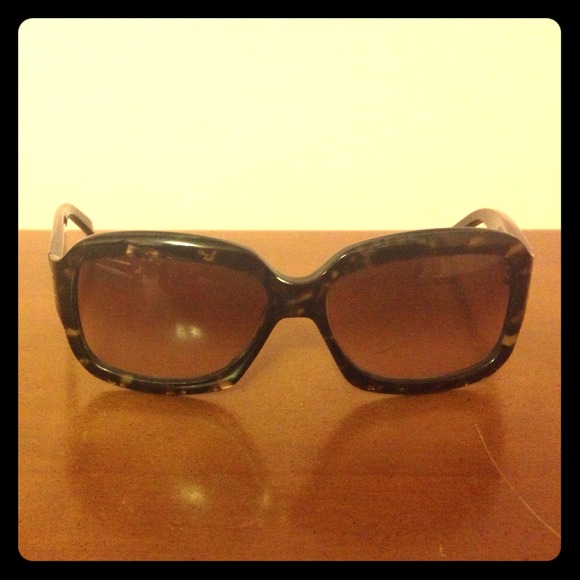 Authentic Kate Spade "Carla" Sunglasses.