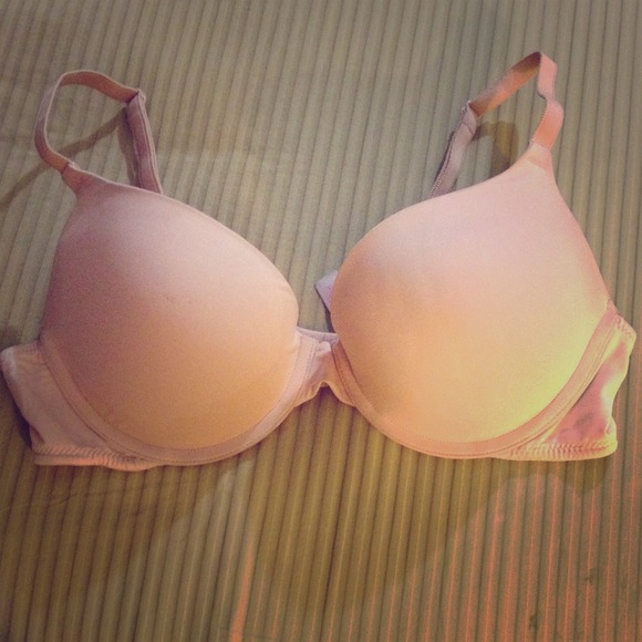 🚫Sold🚫Victoria's Secret tan bra PINK VS