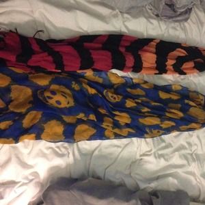 Cute winter scarves !