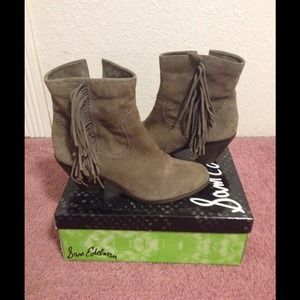 Sam Edelman Louie bootie.  Size 8