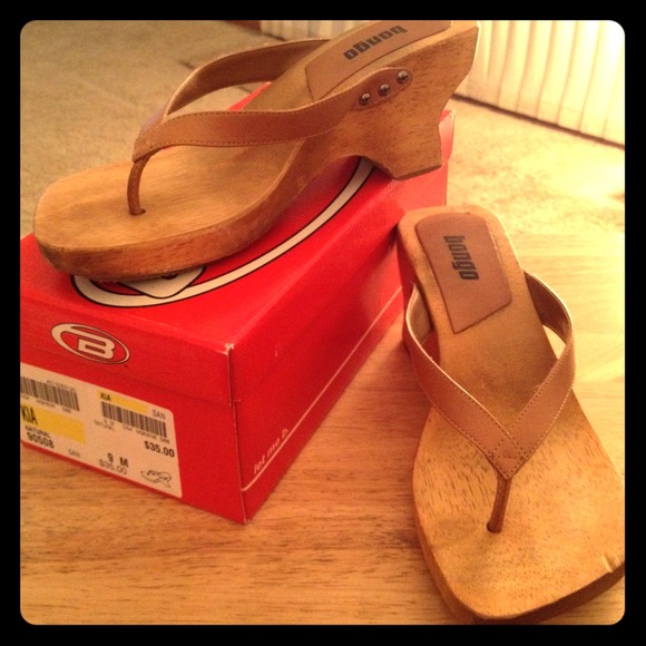 ✂️Price Cut✂️ Tan Sandals