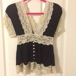 Cute Small Black With Cream Lace Top!