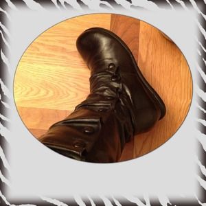 Beautiful Miz Mooz leather boots.👢