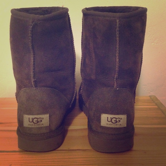 Chocolate short UGG boots!
