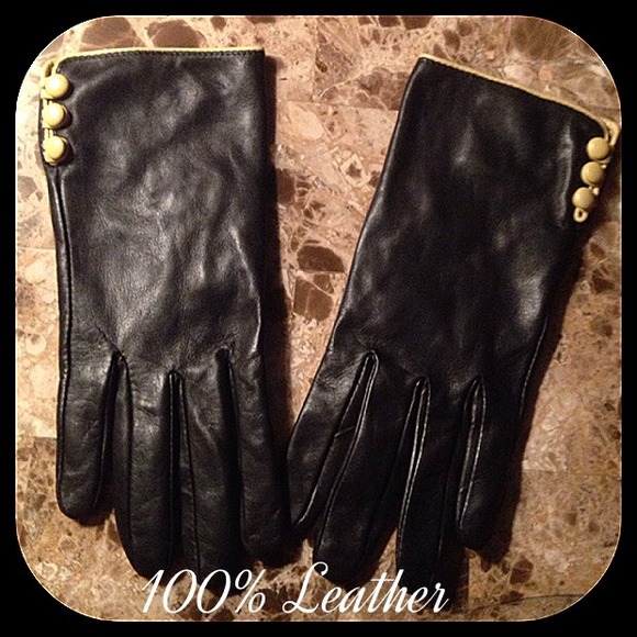Supple black leather gloves with yellow buttons - Picture 2 of 4