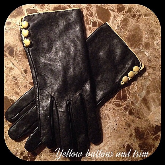 Supple black leather gloves with yellow buttons - Picture 3 of 4