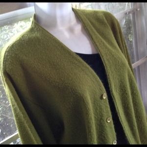 ❌SOLD BUNDLED❌VINTAGE Green Cardigan💕