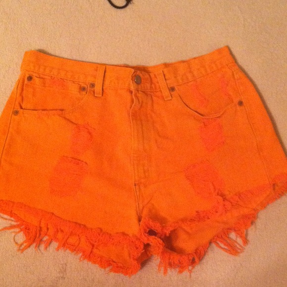 NEVER WORN orange high waisted shorts.