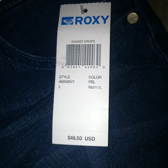 Roxy Denim Shorts - Picture 4 of 4