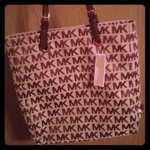 Mk classic mk tote purse NWT