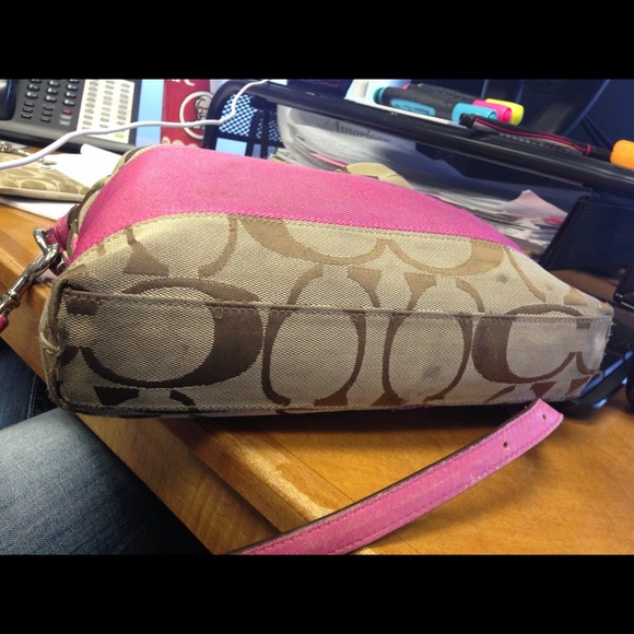 Coach purse - Picture 3 of 4