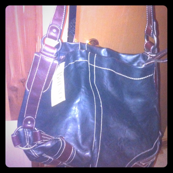 Purse - Picture 1 of 3