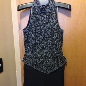 You'll be💥 this beaded sleeveless top with pant