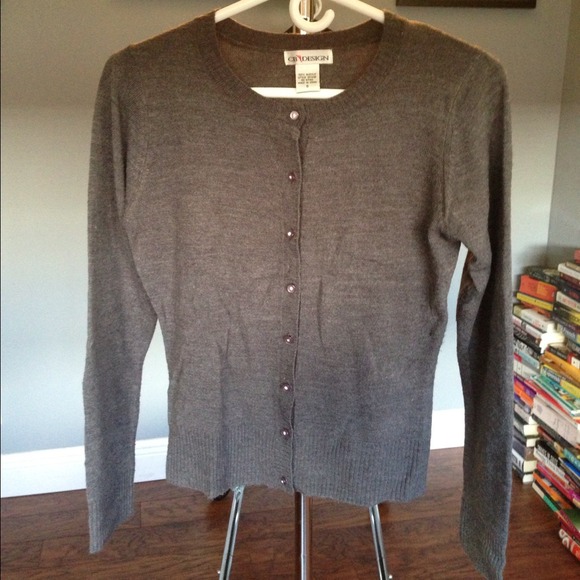Soft grey cardigan with pretty buttons