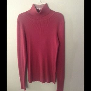 🆕LISTING❤️Burgandy Wine color TURTLENECK SWEATER