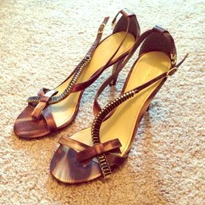 Charles and Keith high heel with brown diamonds