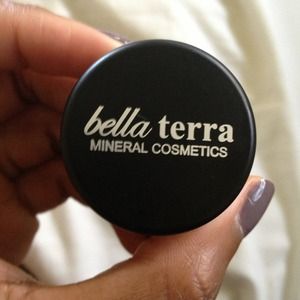 Bella terra mineral cosmetics eye shadow