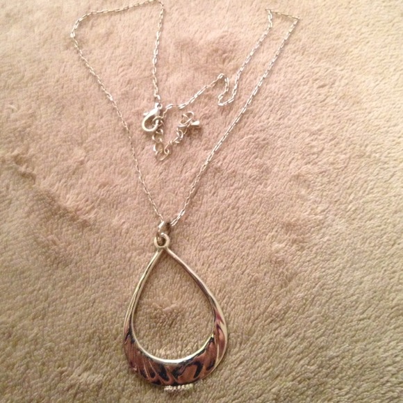 LOFT teardrop necklace