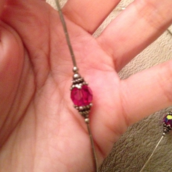 Necklace - Picture 2 of 2