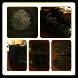 Black Converse High Top Chucks!!! Like New!!!