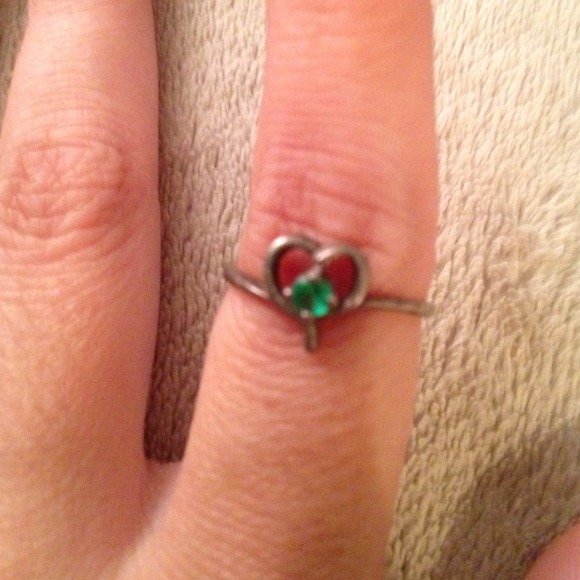 Sterling silver (925) heart ring