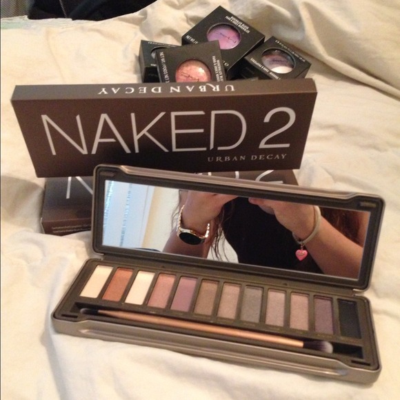 Naked 2