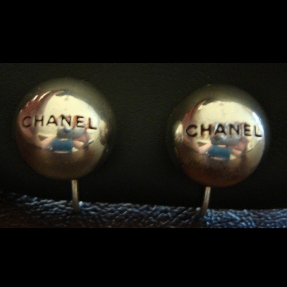 Authentic Vintage CHANEL Clip-On Earrings EUC