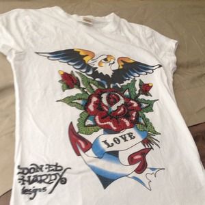 Ed Hardy t shirt. Worn once. Lg size