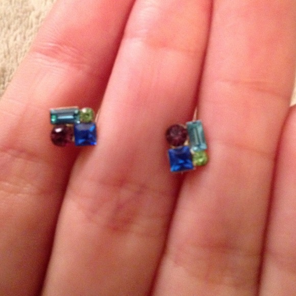 Geometric studs