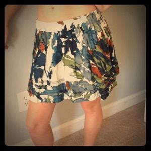 A & F flirty floral skirt