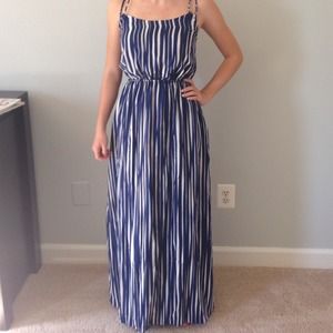New with tags! Banana Republic maxi dress.