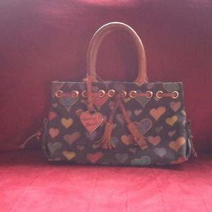 ‼️reduced‼️Dooney & Bourke handbag Black w/ hearts