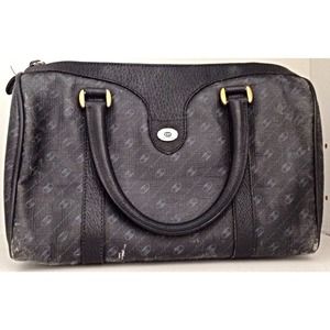 FOR SALE AGAIN! Authentic Black Gucci Boston Bag