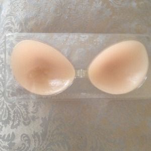 "Natural Bra" Stick on Size B/C