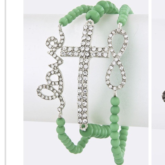 Brittany Lynn Collections Jewelry - green stacked beaded bracelets