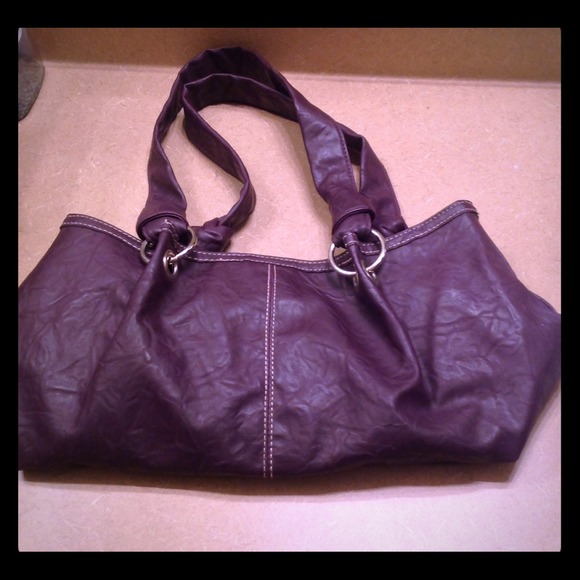 Handy NEW w/out Tags purple bag!!!
