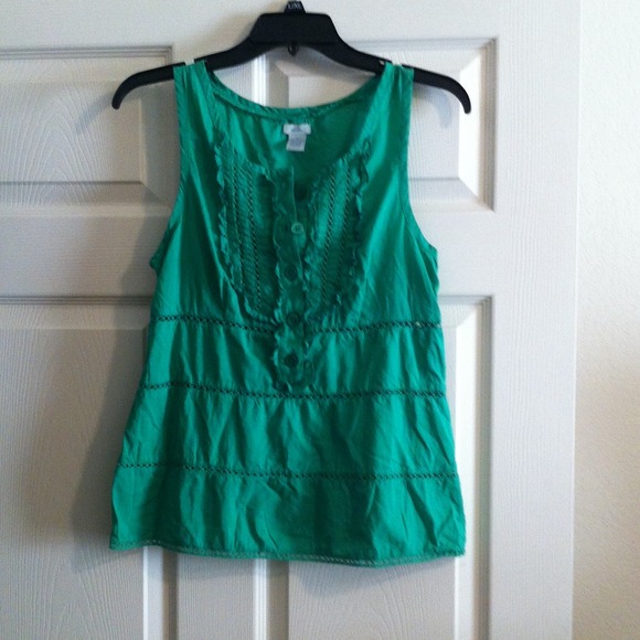 Green button up tank