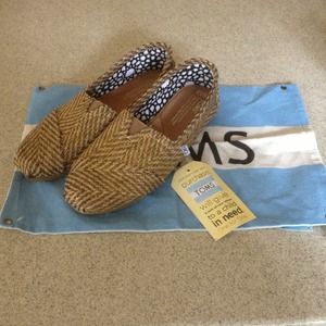 New Toms Gilded Gold shoes size 7.5