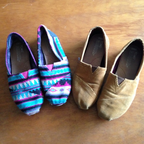 Hold till 10/24💥 TOMS Bundle!! 2 pair