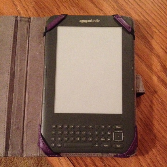 Kindle E-reader!!