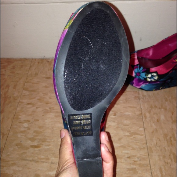 Floral platform heels - Picture 3 of 4