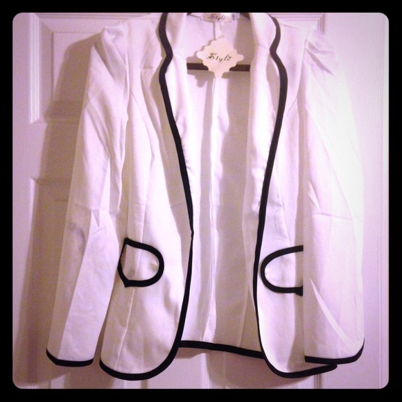 **SOLD** White blazer with black lapel