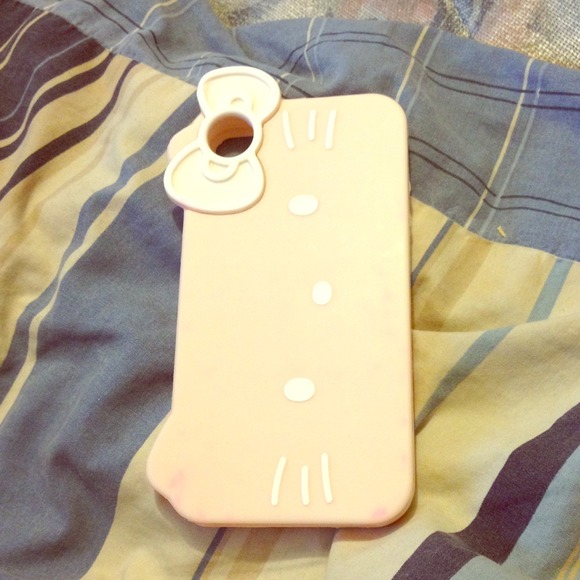 Iphone 4 case hello kitty - Picture 1 of 1