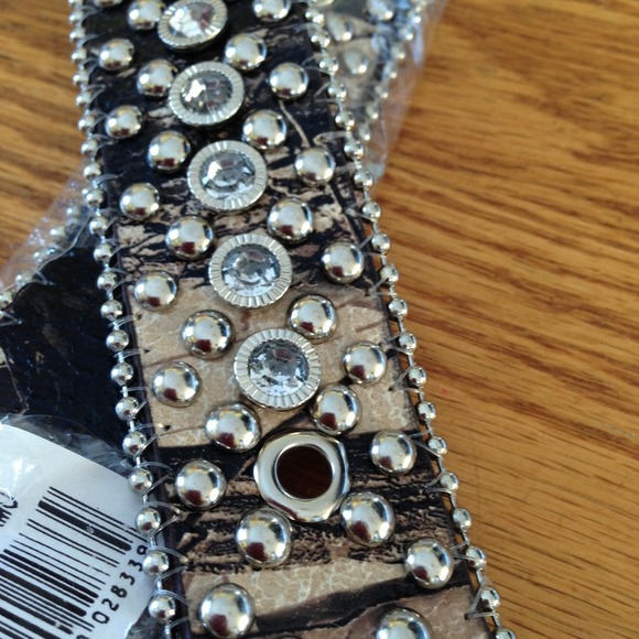Rhinestone camo belt by Montana West - Picture 2 of 4