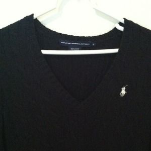 Ralph Lauren Sweaters - Ralph Lauren cable knit sweater Ralph Lauren Sweaters - Ralph Lauren cable knit sweater