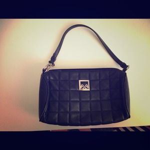 D'borah leather clutch