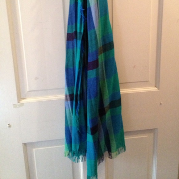 Scarf - Picture 1 of 1