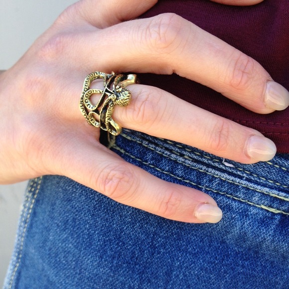 Octopus Ring - Picture 2 of 3