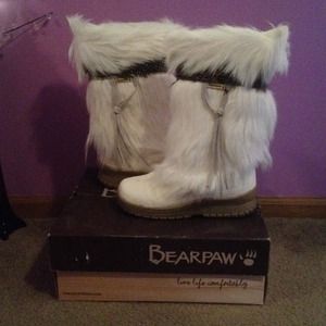 Bearpaw Boots (Kola)