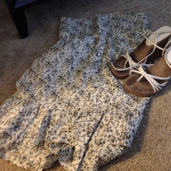 Floral, country style dress